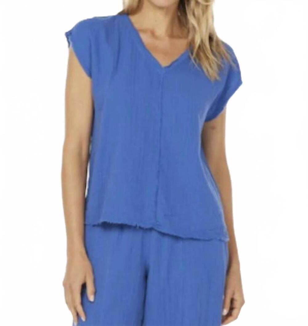 NEW MODODOC mix media top in blue